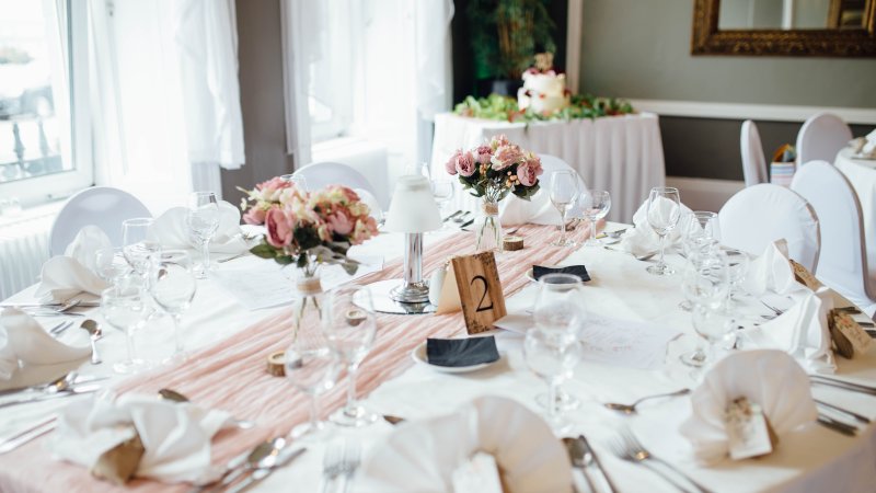 Wedding new mesurment  x  mm Commodore Hotel